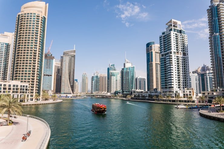 Looking for the Best Dubai Tourist Visa Agent in Delhi?