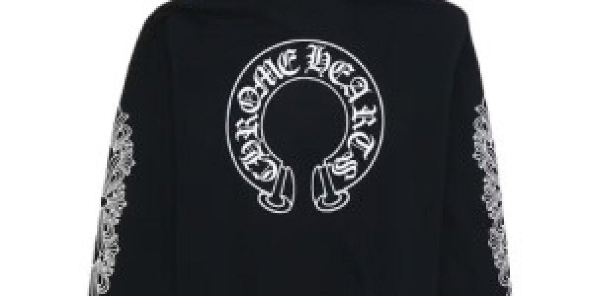 The Allure of Chrome Hearts Streetwear – Spotlight on Felpa Chrome Hearts