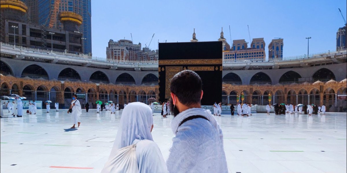 Why All-Inclusive Family Umrah Packages Are the Safest Choice for First-Time Pilgrims