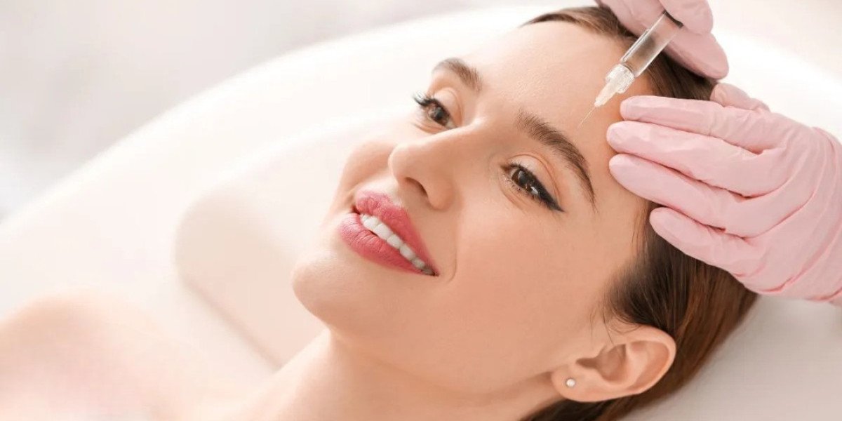 How Surgeons Perform Forehead Lift Treatment in Islamabad