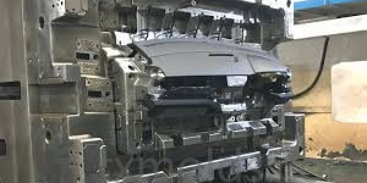 Advanced Mold Engineering for Automotive Lighting Systems