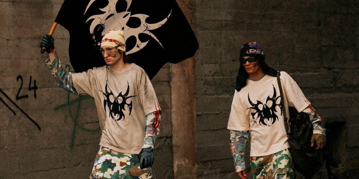 Chew Forever: Il Brand Streetwear Che Sta Ridefinendo lo Stile Urbano Moderno