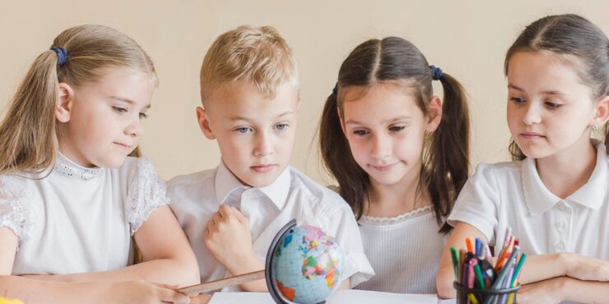 Join Bilingual Chinese Classes in Middle Village for Confident Young Learners