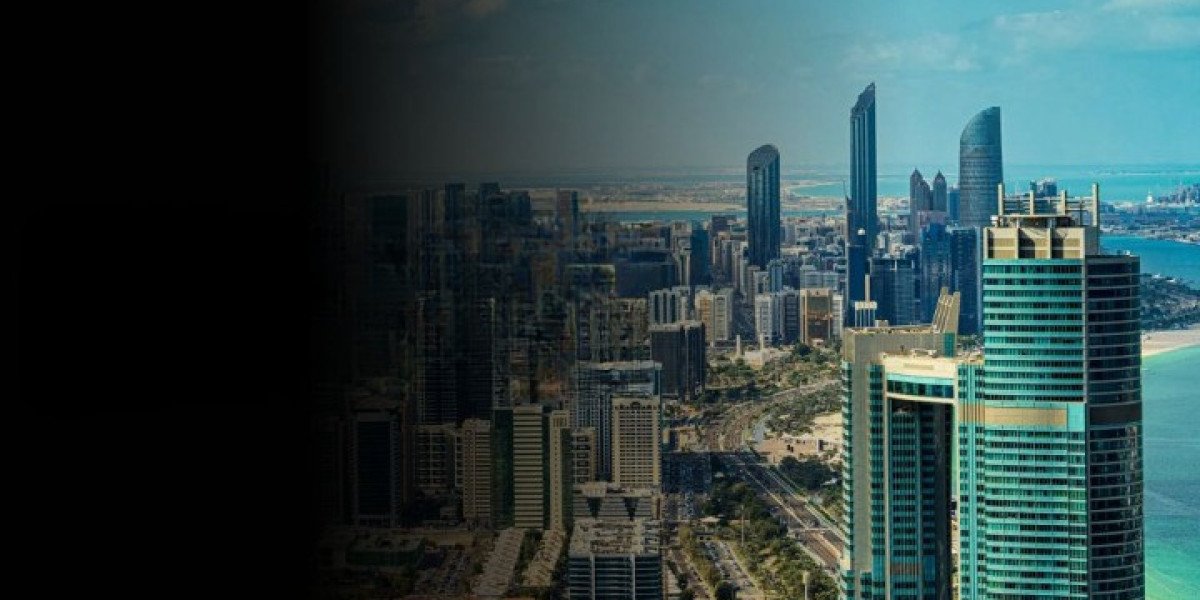 How Hospitality Businesses Can Compete in Dubai’s Luxury Market Through Advertising