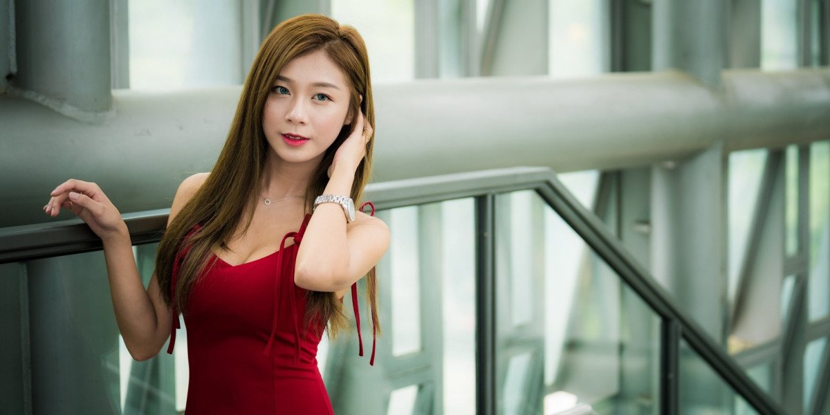 Surat Call Girls Service: Premium Adult Entertainment In Gujarat's Diamond City