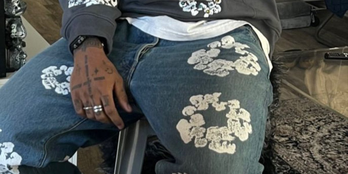 What Makes denim tears and the Iconic denim tears hoodie Canada’s Ultimate Streetwear Obsession?