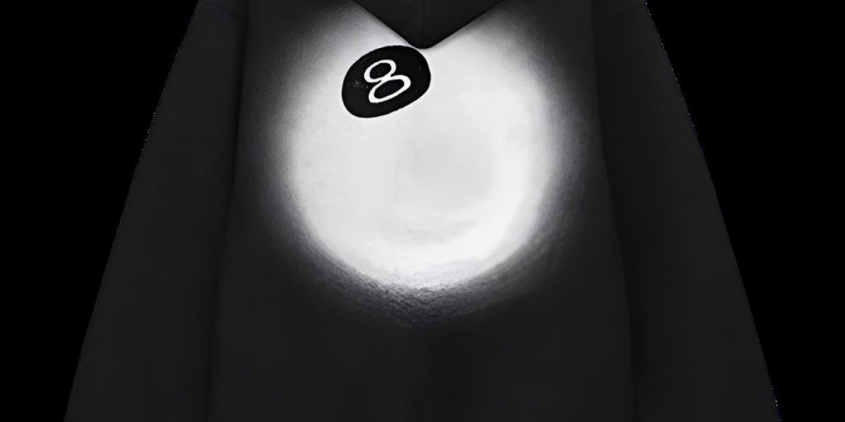 Stüssy: The Streetwear Brand That Continues to Define Modern Style