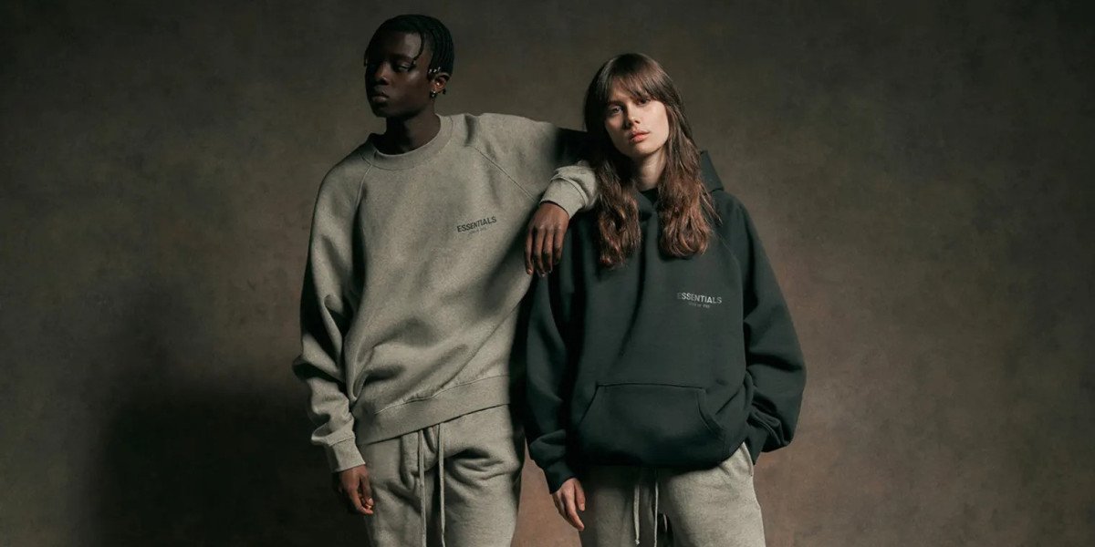 Best Essential Hoodie Styles for UK Streetwear Wardrobes