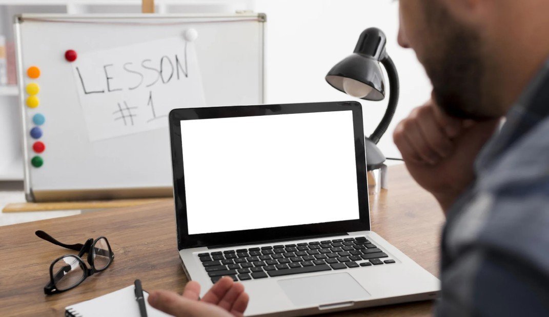 When Should You Start Using an AI System Design Interview Assistant?