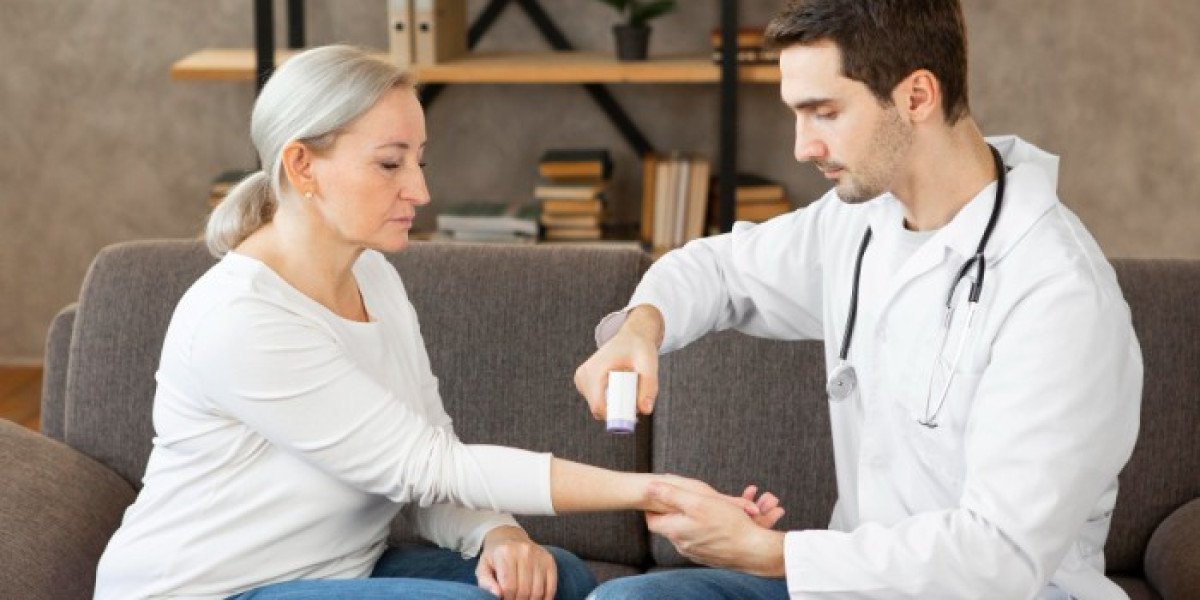 Hormone Replacement Therapy Benefits for Managing Menopause Symptoms and Improving Daily Comfort